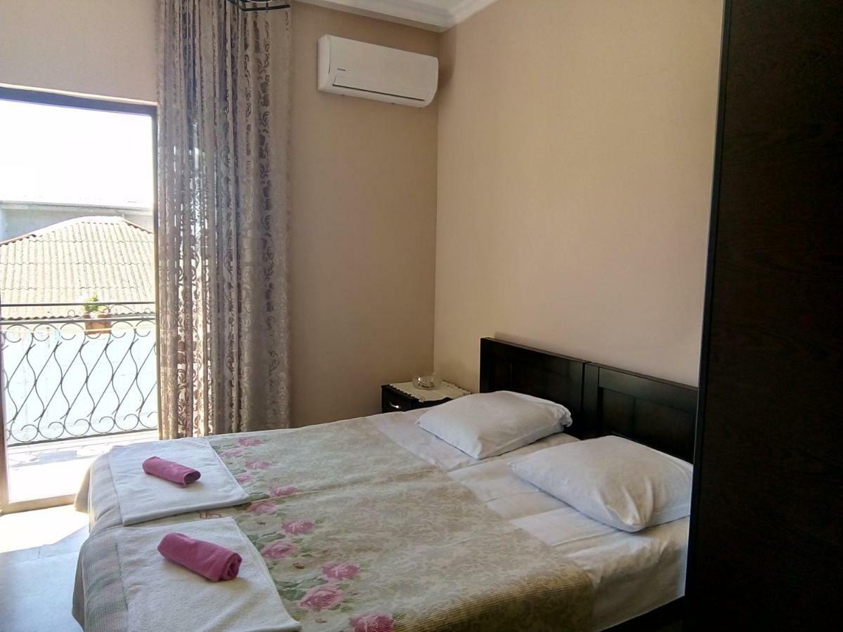 מלון Sunny House קובולטי מראה חיצוני תמונה