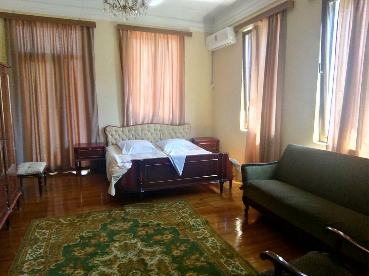מלון Sunny House קובולטי מראה חיצוני תמונה